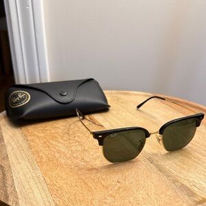 Ray-Ban clubmaster